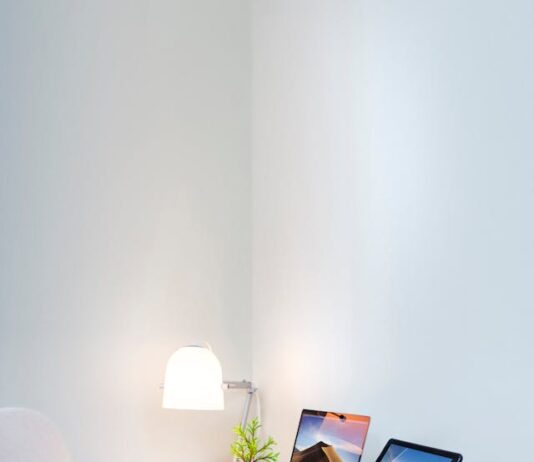 Jakie są cztery główne strategie komunikacji